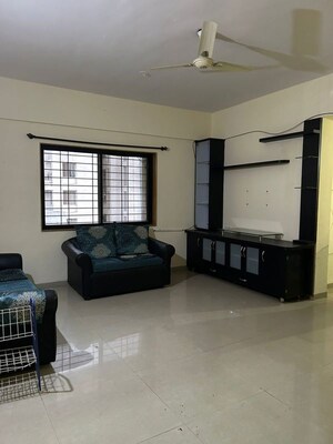 2 BHK Apartment For Rent in Gauree Space Star Woods, Wakad