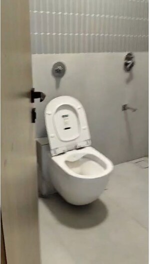 Bathroom in 2 BHK Apartment at Mahavir Arham Mourya, Chembur – for Rent