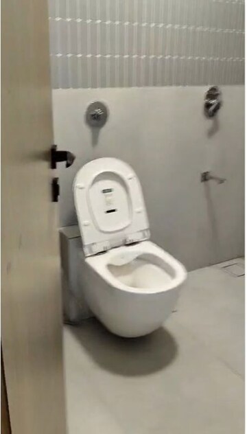 Bathroom in 2 BHK Apartment at Mahavir Arham Mourya, Chembur – for Rent