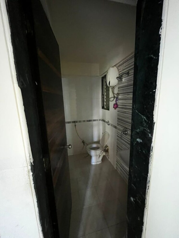 Bathroom, ashar-metro-towers 2 Bedroom 644 Sq.Ft. Apartment In Vartak Nagar Thane 9864887