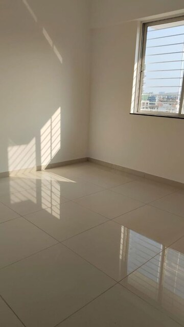 Room in 4 BHK Apartment at Rigved Uptown, Balewadi – for Rent