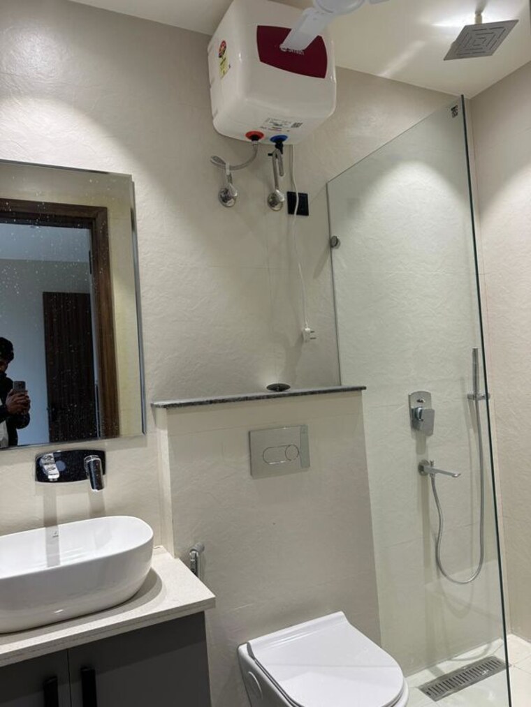 Bathroom, bptp-green-oaks 3 Bedroom 1650 Sq.Ft. Builder Floor In Sector 70a Gurgaon 9864930