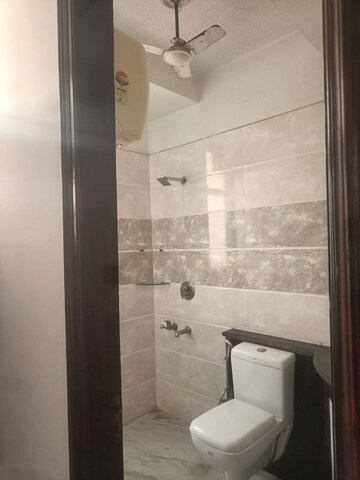 Bathroom in 3 BHK Builder Floor at RWA Apartments Sector 52, Sector 52 – for Rent