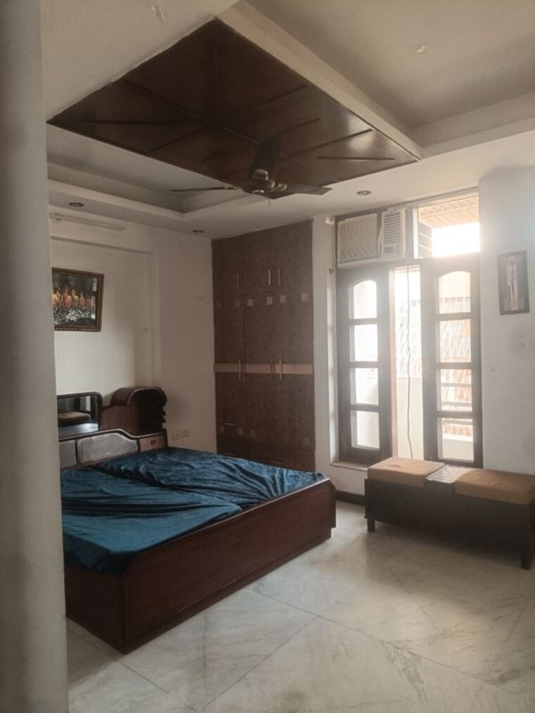 Bedroom, rwa-apartments-sector-52 3 Bedroom 2000 Sq.Ft. Builder Floor In Sector 52 Noida 9856081