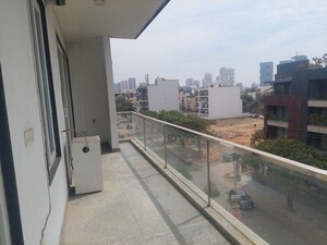 Balcony in 3 BHK Builder Floor at Omaxe Designer Villas Mayfield Garden, Sector 51 – for Rent