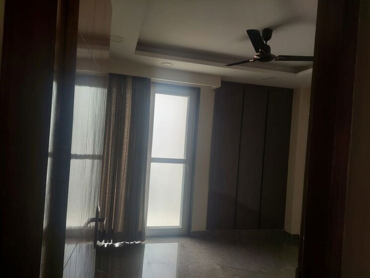 Room, omaxe-designer-villas-mayfield-garden 3 Bedroom 1800 Sq.Ft. Builder Floor In Sector 51 Gurgaon 9864950