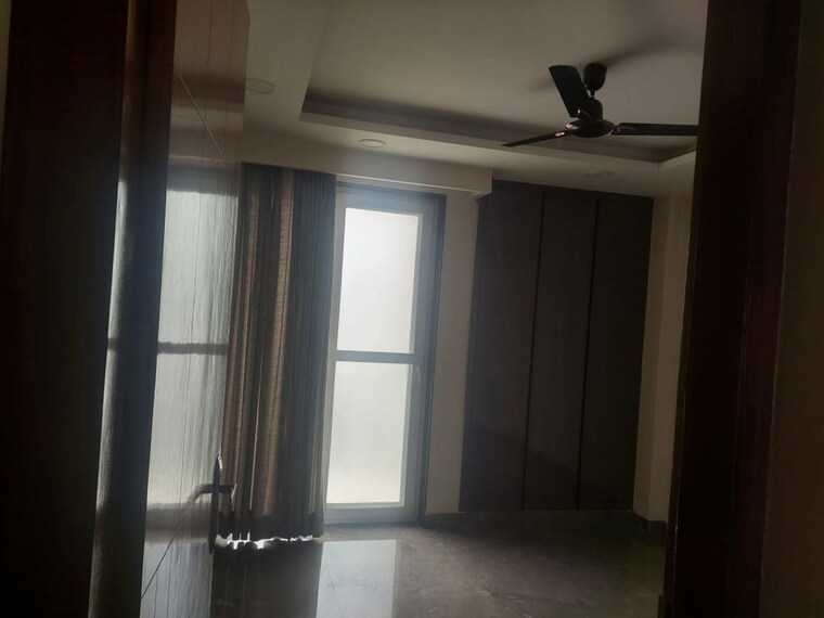 Room, omaxe-designer-villas-mayfield-garden 3 Bedroom 1800 Sq.Ft. Builder Floor In Sector 51 Gurgaon 9864950