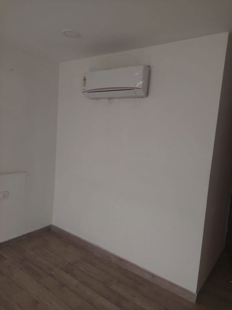 Room, omaxe-designer-villas-mayfield-garden 3 Bedroom 1800 Sq.Ft. Builder Floor In Sector 51 Gurgaon 9864950