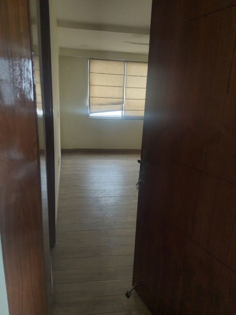 Room, omaxe-designer-villas-mayfield-garden 3 Bedroom 1800 Sq.Ft. Builder Floor In Sector 51 Gurgaon 9864950