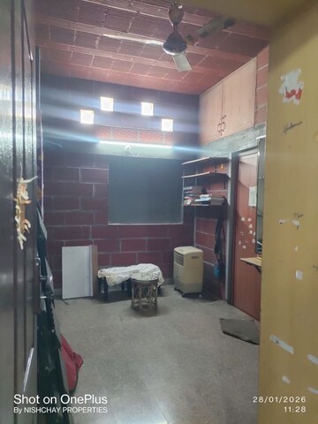 Room in 3 BHK Independent House at Hrbr Layout – for Rent