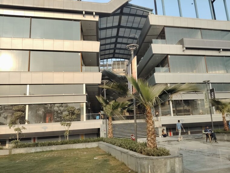 Exterior View, ska-arcadia Commercial Shop 153 Sq.Ft. In Wave City Ghaziabad 9864999