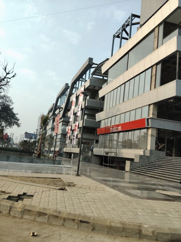 Exterior View, ska-arcadia Commercial Shop 153 Sq.Ft. In Wave City Ghaziabad 9864999
