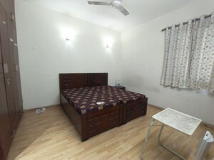 1 RK Apartment For Rent in Unitech Uniworld Gardens, Sector 47