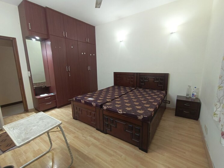 Bedroom, unitech-uniworld-gardens 1 RK 300 Sq.Ft. Apartment In Sector 47 Gurgaon 9865012