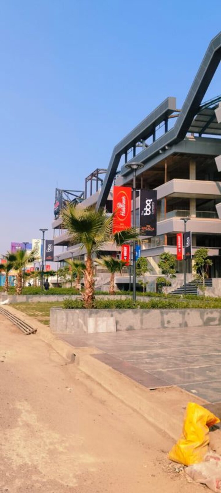 Exterior View, ska-arcadia Commercial Shop 210 Sq.Ft. In Wave City Ghaziabad 9865047