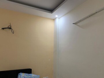 Room in 2 BHK Independent House at Urban Estate Residents Welfare Association Sector, Sector 4 – for Rent