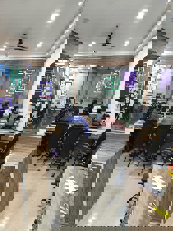 Office Space For Rent in Gajra G Square Business Park