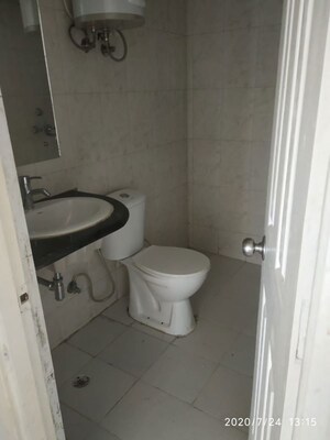 Bathroom in 3 BHK Apartment at Mapsko Paradise, Sector 83 – for Sale