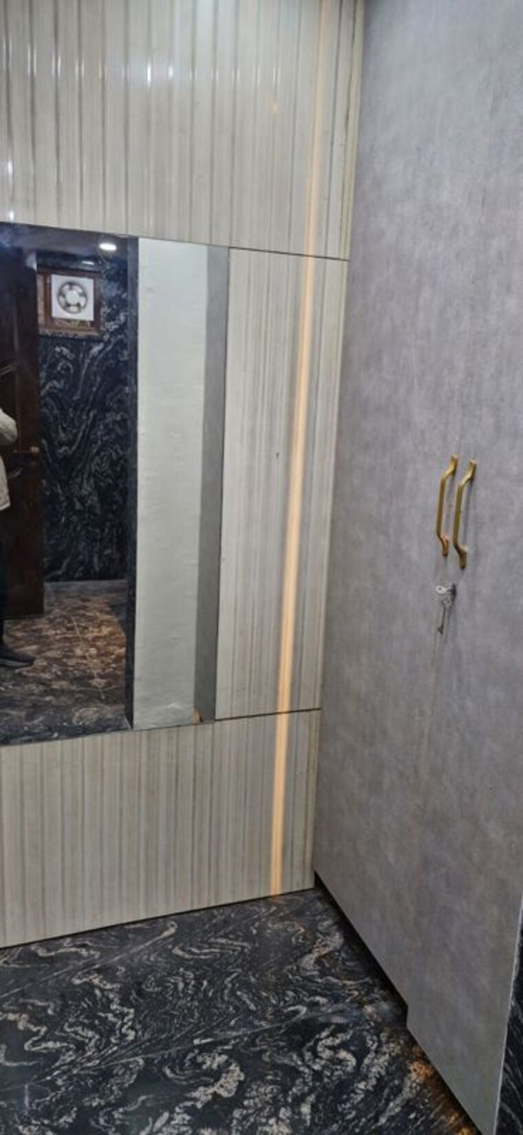 Bathroom, rajouri garden 3 Bedroom 2000 Sq.Ft. Builder Floor In Rajouri Garden Delhi 9865062