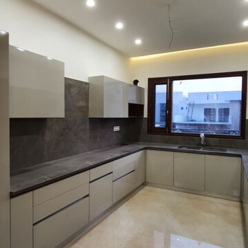Kitchen in 4 BHK Builder Floor at Sector 13 – for Rent