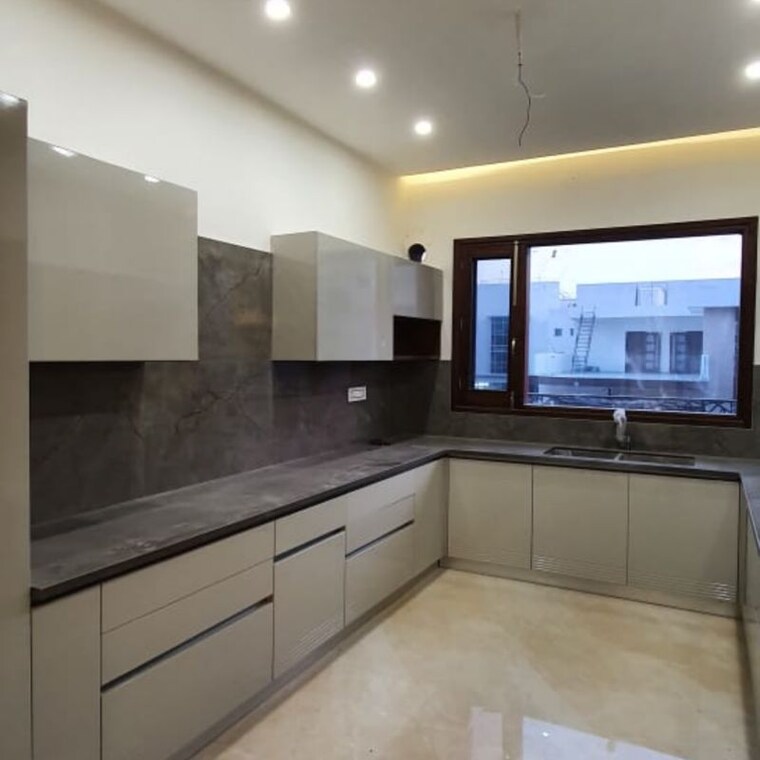 Kitchen, sector 13 4 Bedroom 2450 Sq.Ft. Builder Floor In Sector 13 Chandigarh 9865071