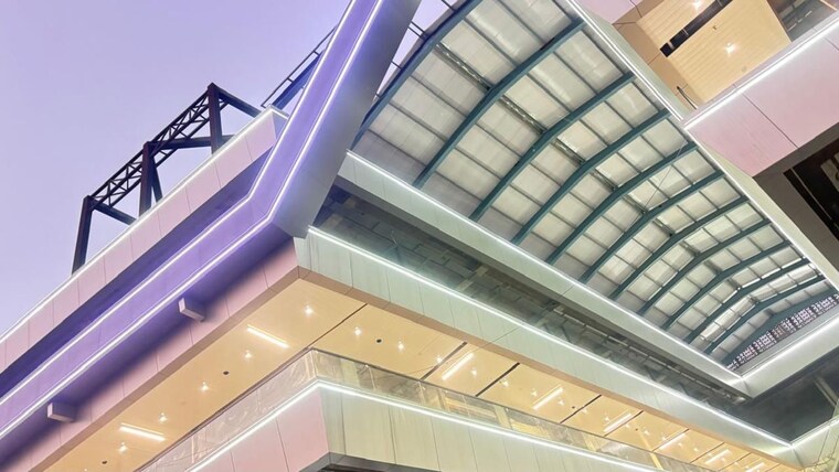 undefined, ska-arcadia Commercial Shop 160 Sq.Ft. In Wave City Ghaziabad 9865073