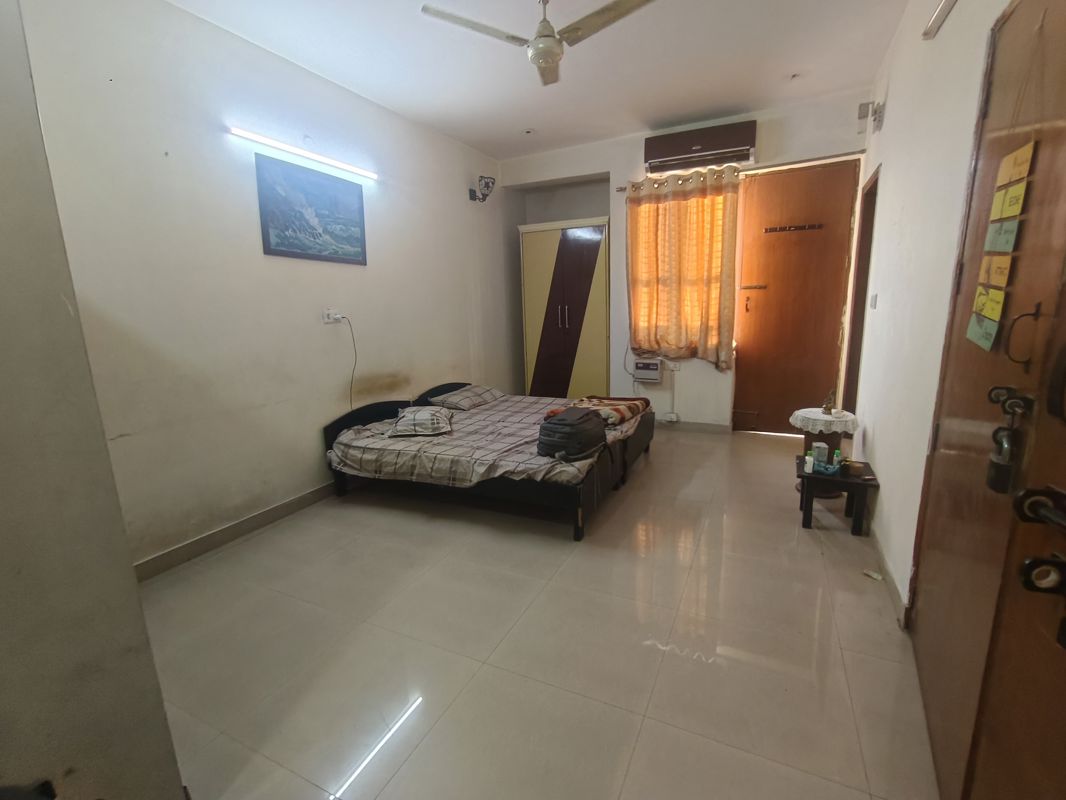 1 Rk  + Extra Room 300 Sq.Ft. Builder Floor in Vasant Apartments