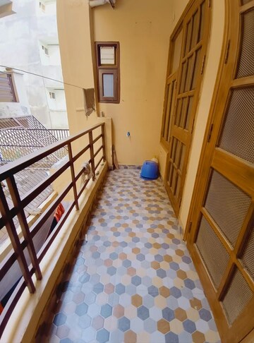 Balcony in 3 BHK Builder Floor at Sector 46 – for Rent