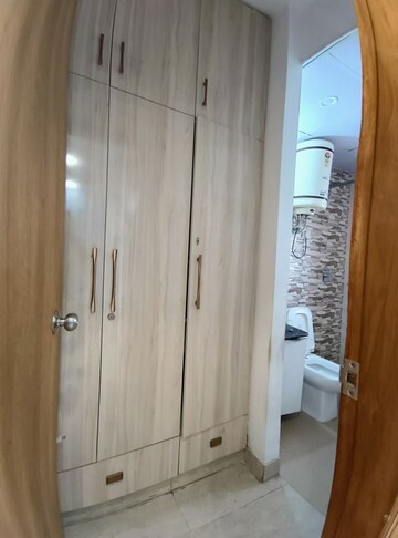 Building Lobby in 3 BHK Builder Floor at Sector 46 – for Rent