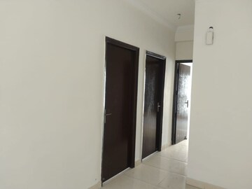 Room in 3 BHK Apartment at Paramount Emotions, Sector 1 Greater Noida – for Rent