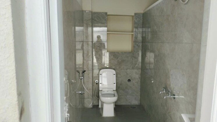 Bathroom, hbr-palace 5 Bedroom 3100 Sq.Ft. Independent House In Hbr Layout Bangalore 9865035
