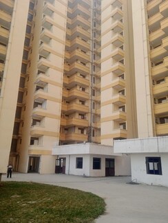 3 BHK + Servant Room Apartment For Sale in HRH City Vasant Valley