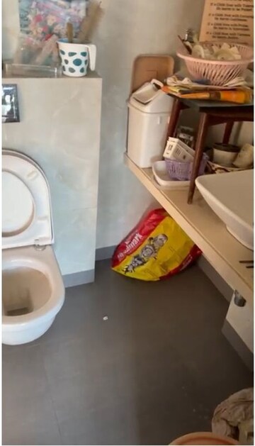 Bathroom in 3 BHK Apartment at Savitha Apartment, Chembur – for Rent