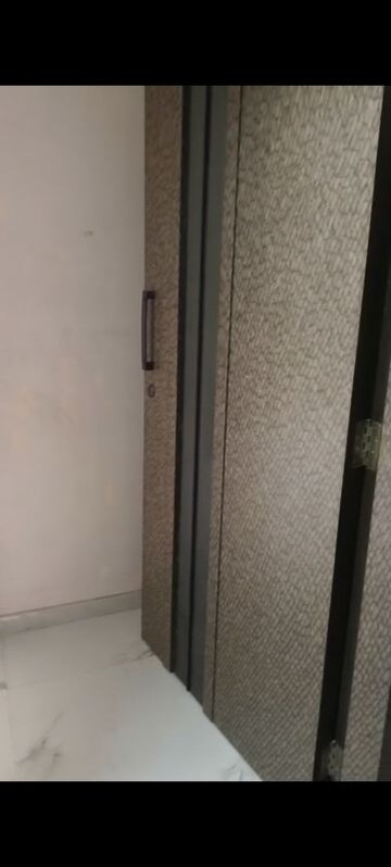 Building Lobby in 1 BHK Apartment at Pushpanjali Apartment Prabhadevi, Prabhadevi – for Rent