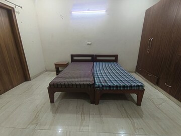 Bedroom in 1 RK Builder Floor at Housing Board Colony Sector 17, Sector 17a – for Rent
