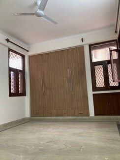 3 BHK + Servant Room Apartment For Rent in Sector 3 Dwarka