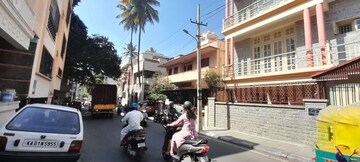 Parking in 3 BHK Independent House at Nr Colony – for Sale