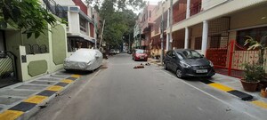 Parking in 3 BHK Independent House at Nr Colony – for Sale