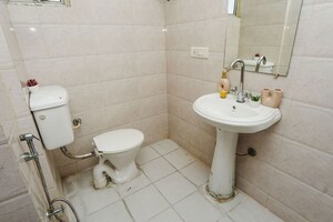 Bathroom in 2.5 BHK Apartment at Gaur City 2 - 12th Avenue, Sector 16c Greater Noida – for Sale