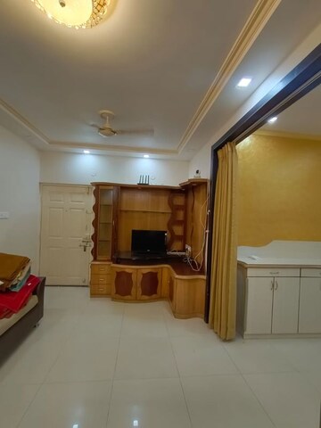 Living Room in 3 BHK Apartment at Sector 27 – for Rent
