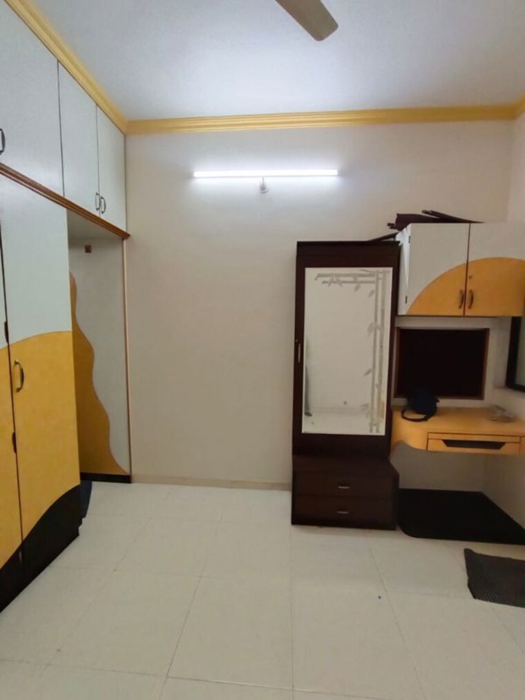 Team Area, sector 27 3 Bedroom 1200 Sq.Ft. Apartment In Sector 27 Pune 9751407