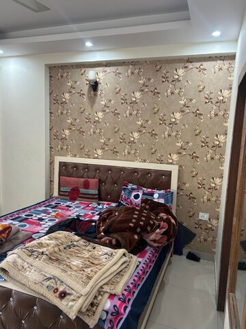 Bedroom in 3.5 BHK Apartment at Paramount Emotions, Sector 1 Greater Noida – for Rent