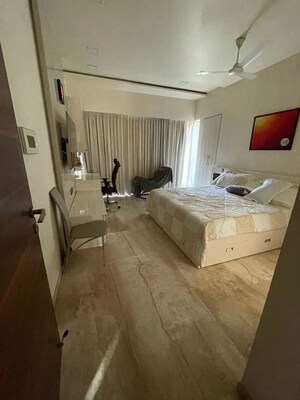 Room in 4 BHK Apartment at Lodha Evoq, Wadala – for Sale