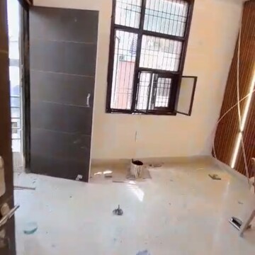 Room in 3 BHK Builder Floor at Rohini Sector 24 – for Sale