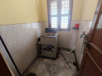 Living Room in 1 RK Builder Floor at RWA Surya Vihar, Sector 21 – for Rent