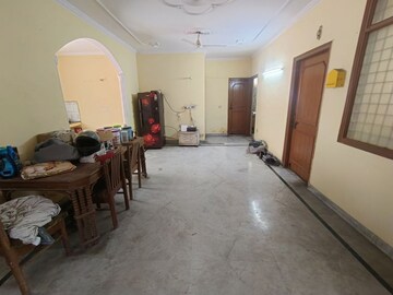 Parking in 1 RK Builder Floor at RWA Surya Vihar, Sector 21 – for Rent