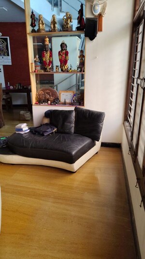 Living Room in 1 RK Independent House at Hrbr Layout – for Rent