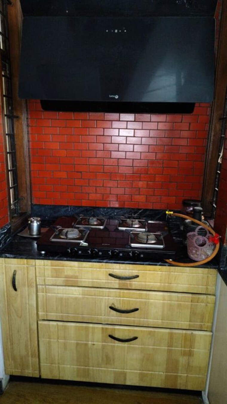 Kitchen, hrbr layout 1 RK 200 Sq.Ft. Independent House In Hrbr Layout Bangalore 9865285