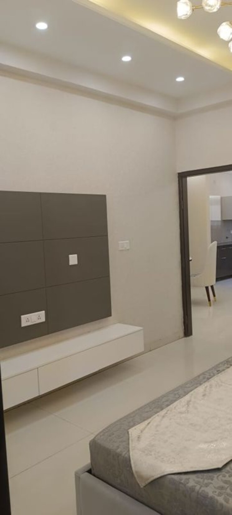 Room, ramgarh bhudda 3 Bedroom 1350 Sq.Ft. Apartment In Ramgarh Bhudda Zirakpur 9865553