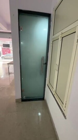 Building Lobby in  Showroom at Gomti Nagar – for Rent